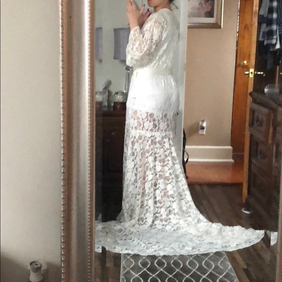 Wedding Ivory Lace Robe - Picture 4 of 5